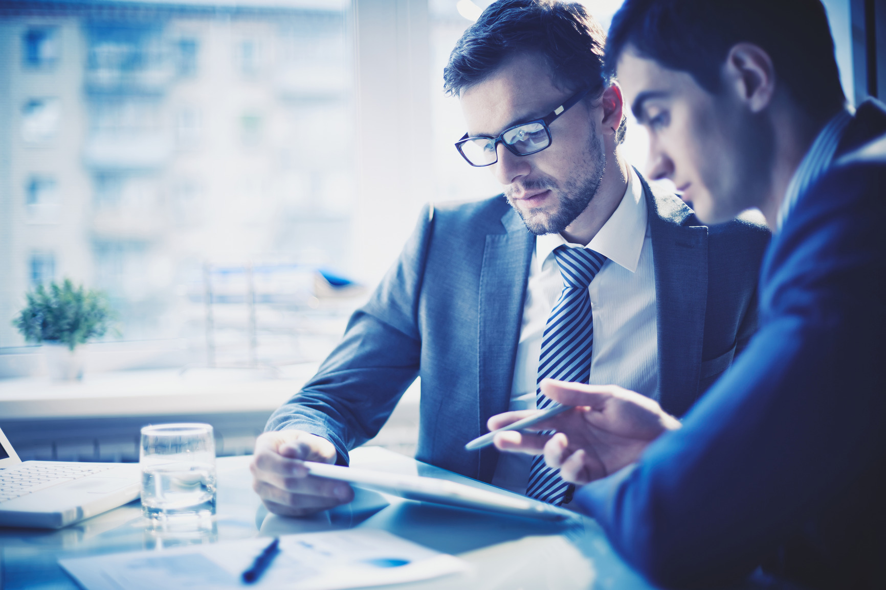 WE DEVELOP EFFECTIVE<br><span class="custom">MARKETING STRATEGIES</span>